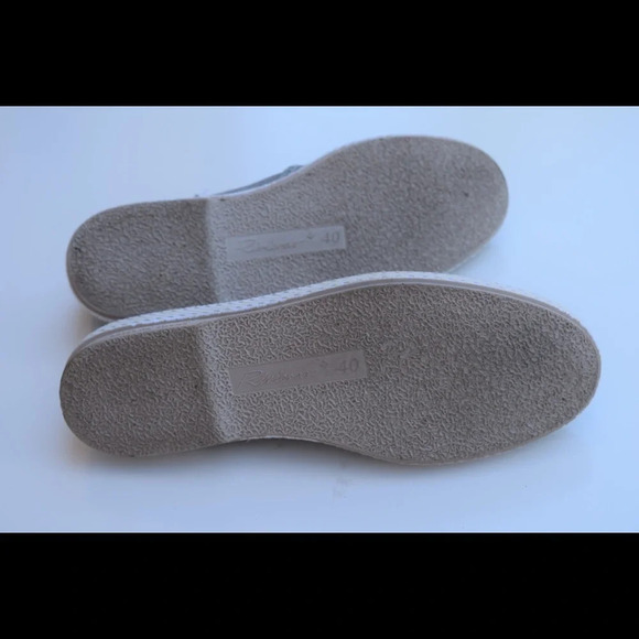 Rivieras slip ons - Picture 6 of 8